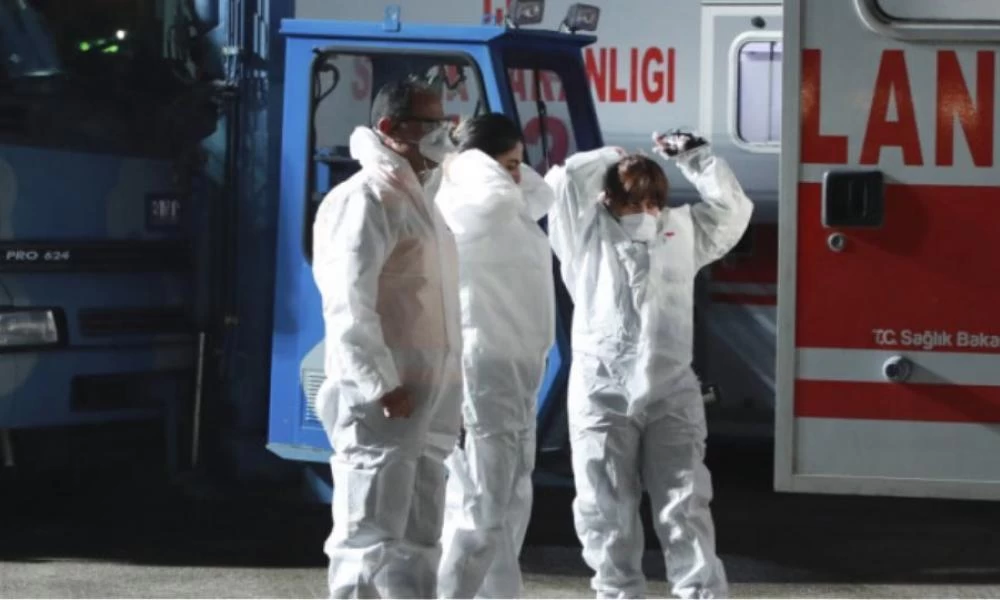 Στην αιχμή του δόρατος ο Ερντογάν: Η εξάπλωση του κορονοϊού και η ύφεση